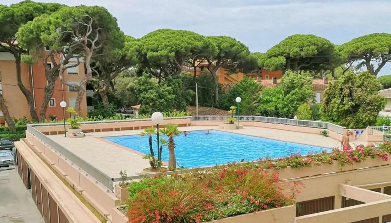 Studio Proche Port Et Plages, Piscine Єр Екстер'єр фото